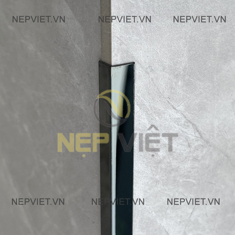 Nẹp inox v10 đen bóng