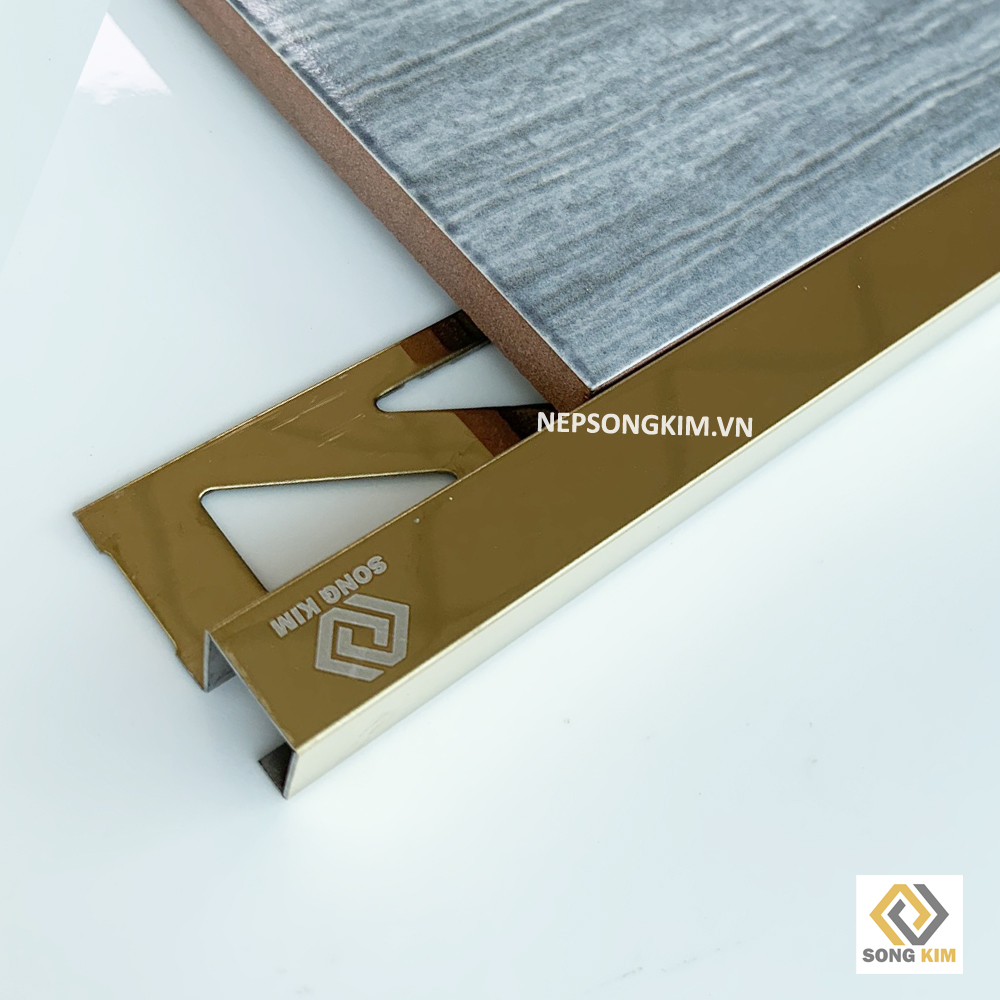 Nẹp Inox Góc Vuông Ngoài Vàng Bóng 12H