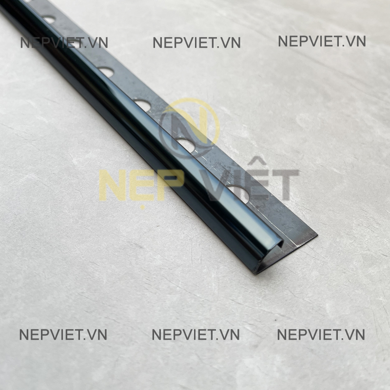 Nẹp inox bo gc trn bạc xướt