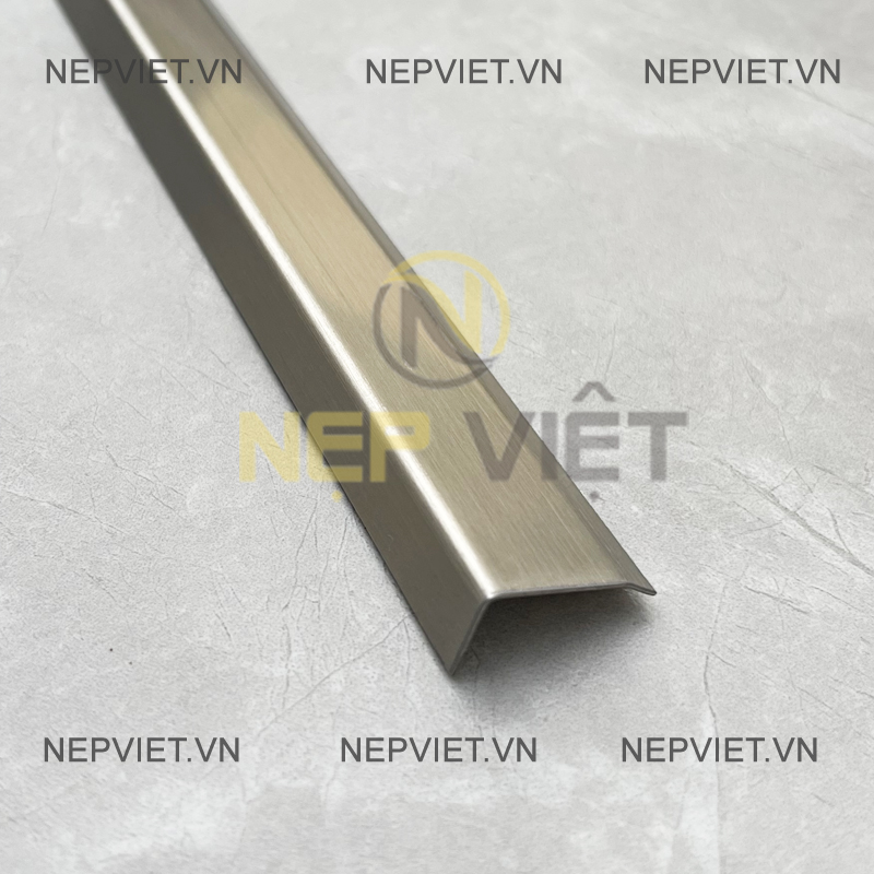 Nẹp inox chữ L Bạc xước